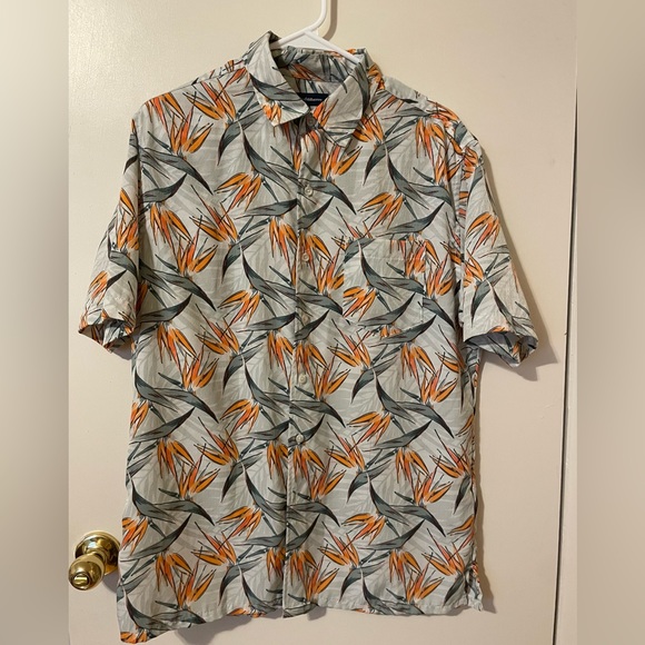 Men’s button down - Picture 2 of 2